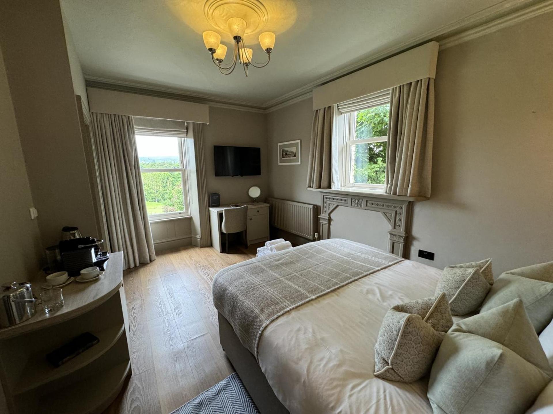 Aysgarth Falls Hotel & Restaurant ภายนอก รูปภาพ