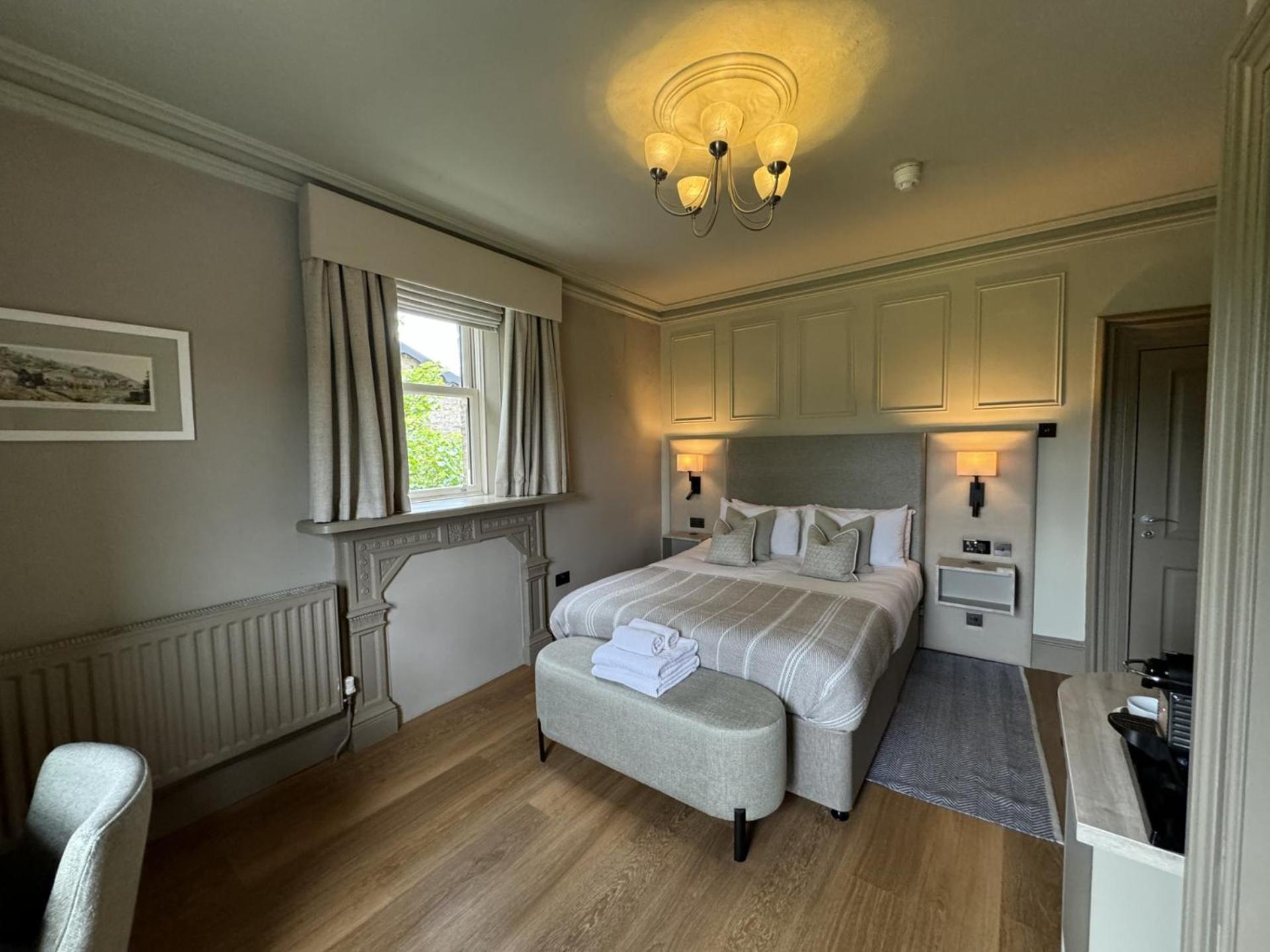 Aysgarth Falls Hotel & Restaurant ภายนอก รูปภาพ